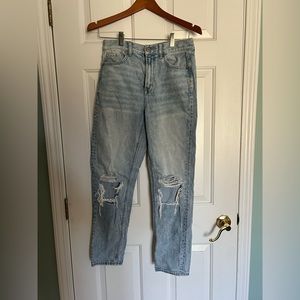 American Eagle Distressed Jeans Size 2